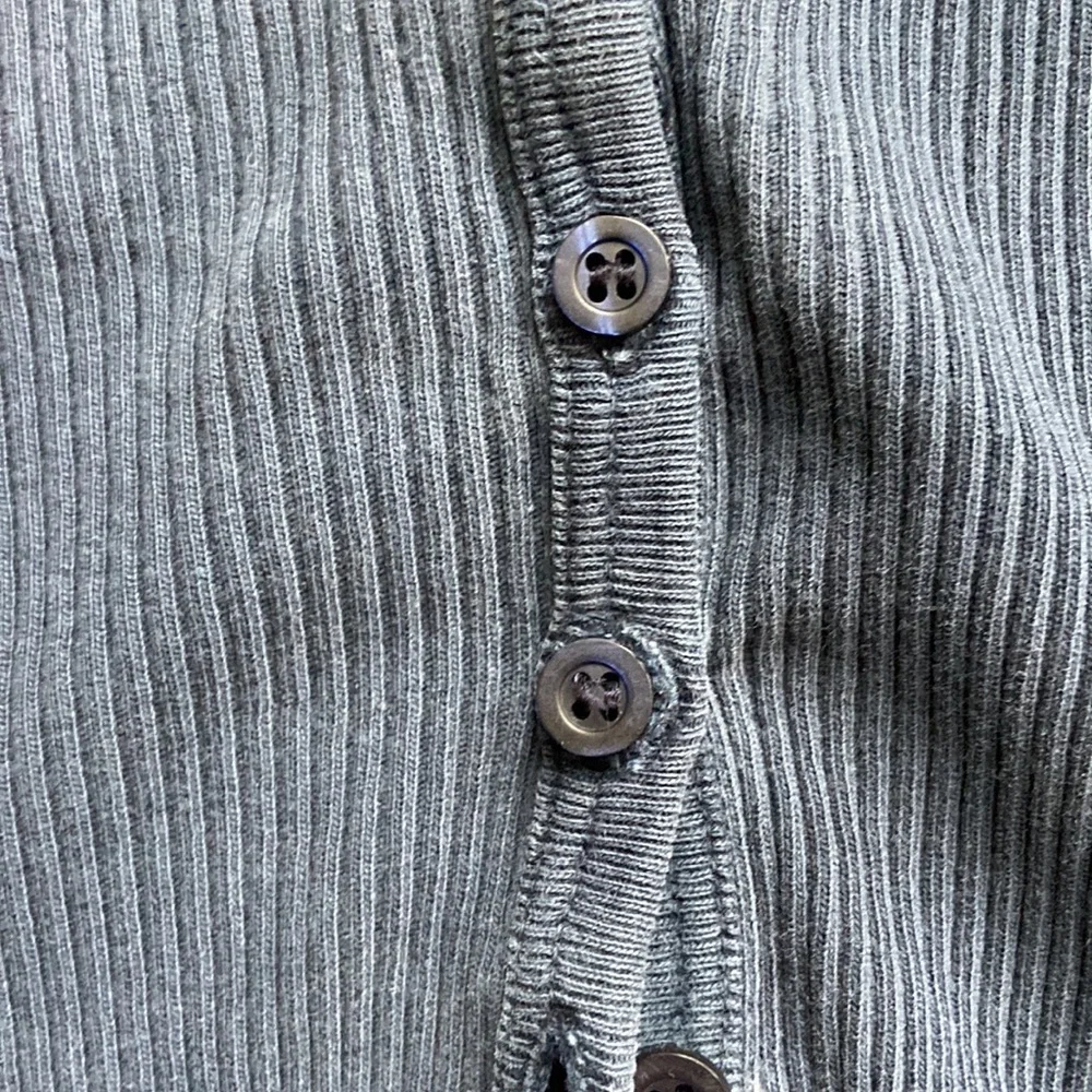Brandy Melville blue long sleeve - Picture 3 of 5
